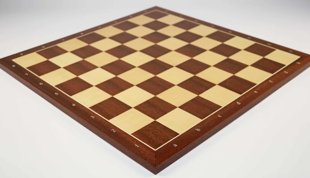 Plateau d'Échecs en Bois – Image 2