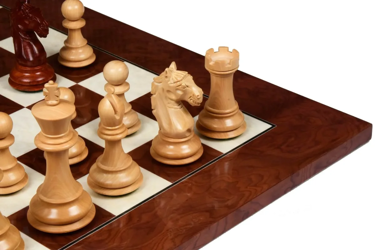 Grandes Pièces d'Échecs en Bois – Image 7